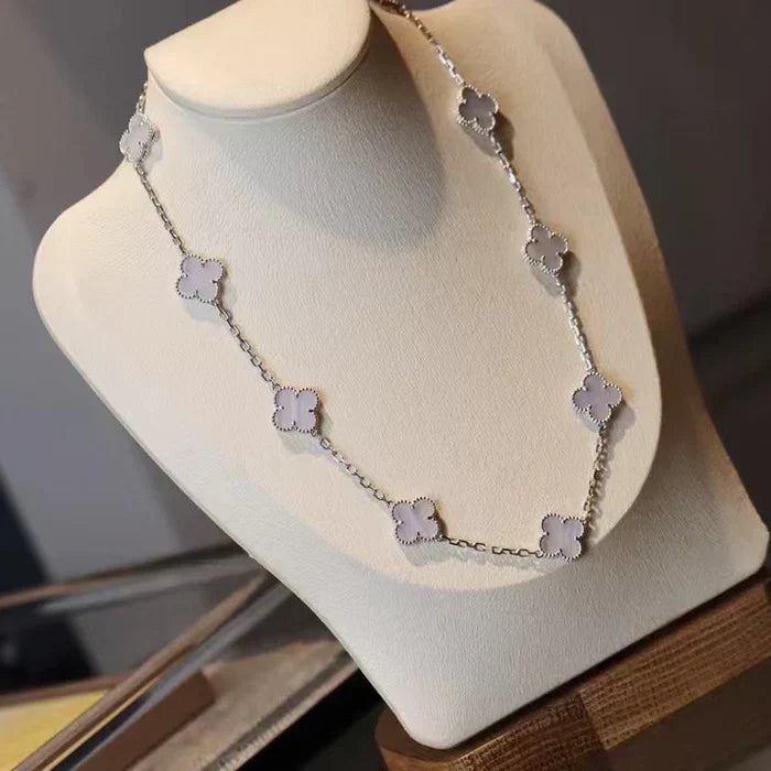 KLÖVER | 10-motivs lila halsband