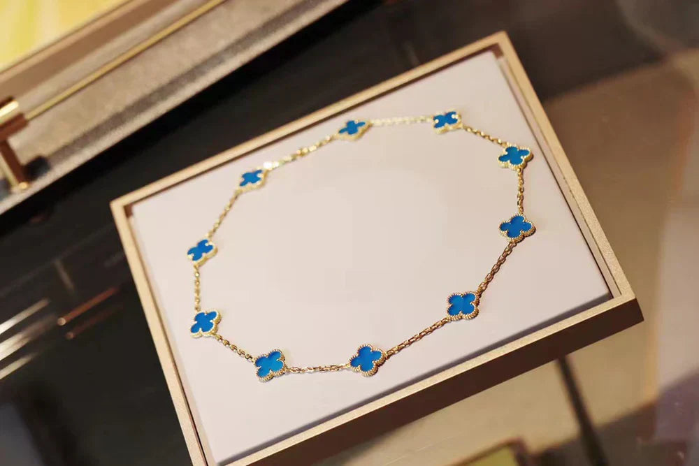 KLÖVER | 10-motivs blått halsband