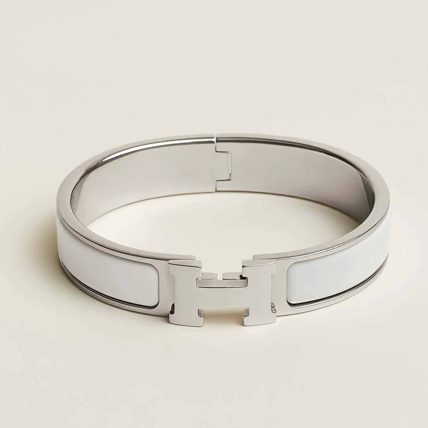 EXKLUSIVT | Silvervitt Helene-armband